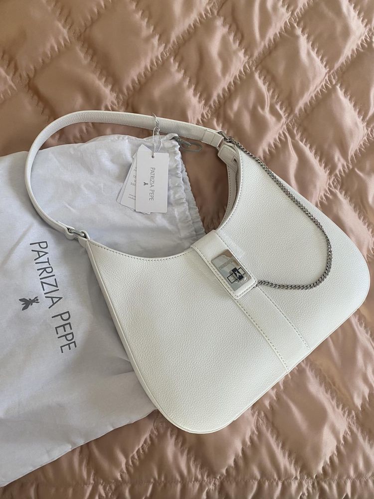 Белая сумка Patrizia Pepe