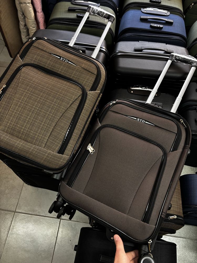 Валіза - Чемодан 50 / 70 / 95л. Suitcase