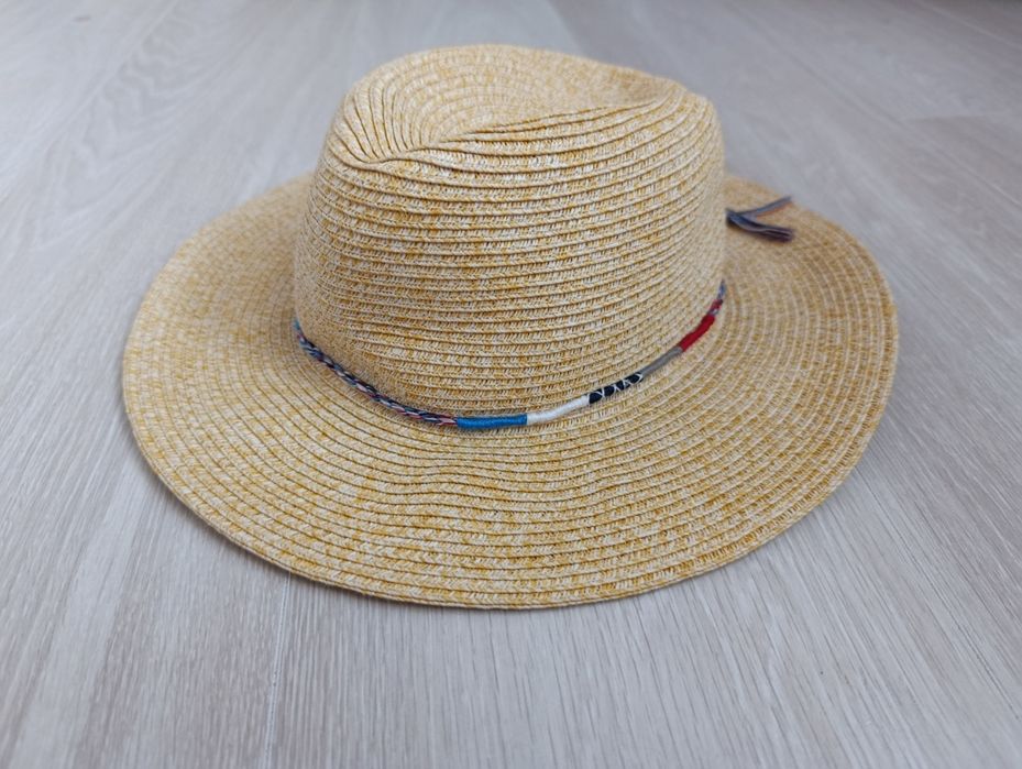 Капелюх C&A Clockhouse