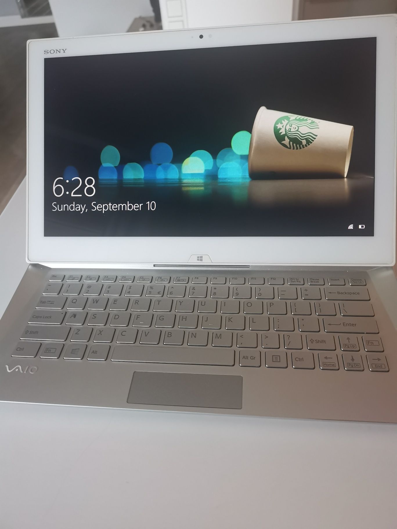 Sony Vaio Duo 13 model SVD1321C5E WIN 10