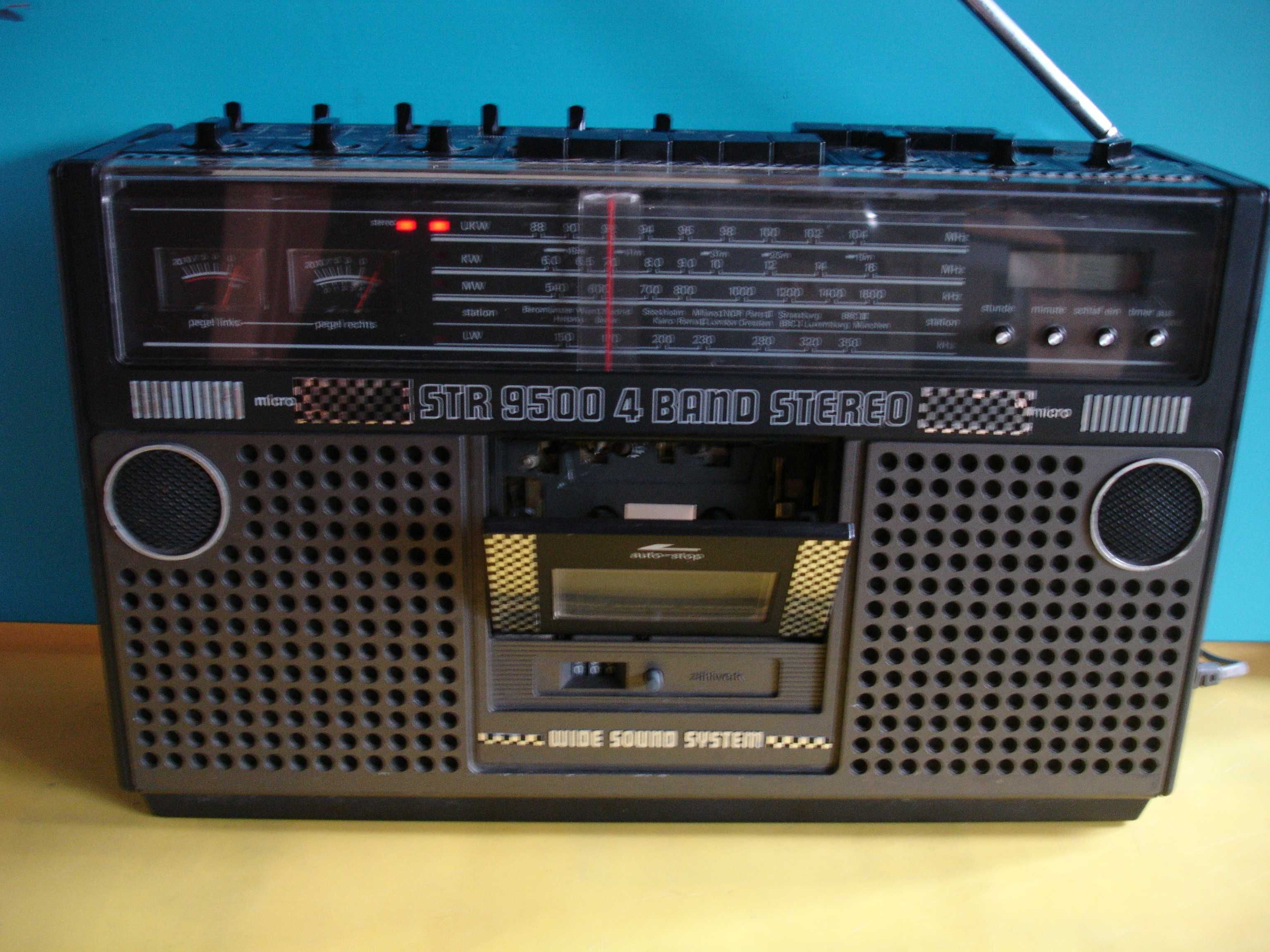 Radiomagnetofon STR-9500