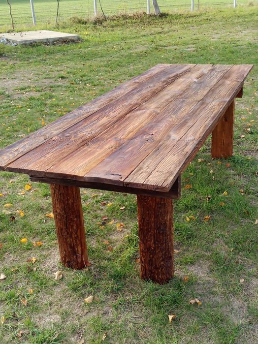 Drewniany stół,stare drewno