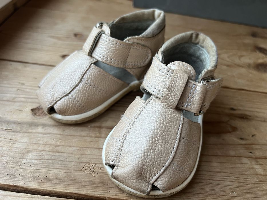 Шкіряні босоніжки для перших кроків на ніжку 10,5 см