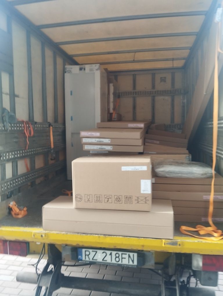 Przeprowadzki, utylizacje starych mebli, usługi transportowe.