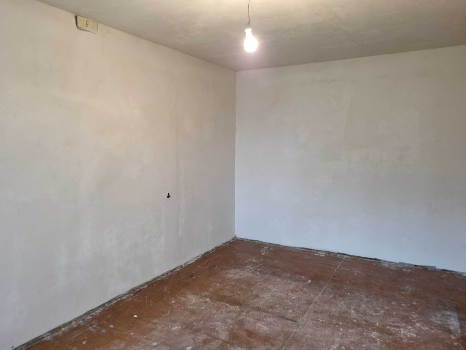 2 кімнатна квартира 48м2 з роздільними кімнатами по вул. Доценко-KI