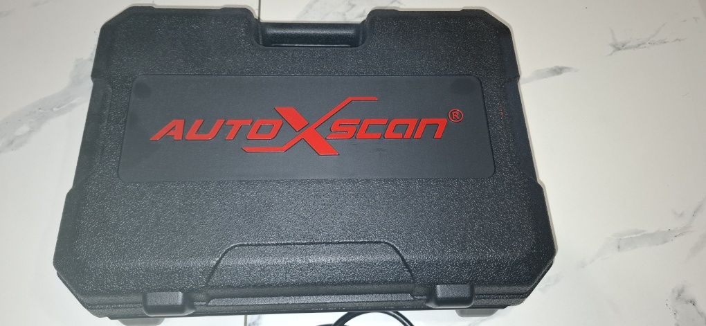 Sprzedam  Auto-x-scan RS 830 PRO