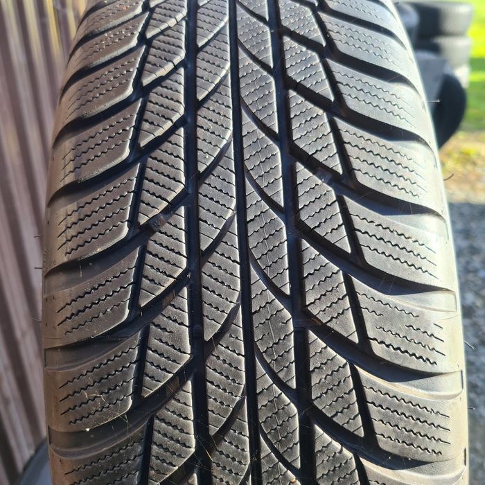 Koła zimowe Vw Polo Gti 185/60/16 Bridgestone 7.5mm