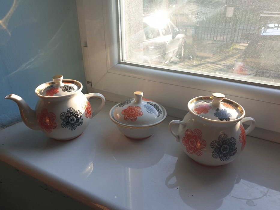 dzbanek do parzenia herbaty, cukiernica, maselniczka, porcelana