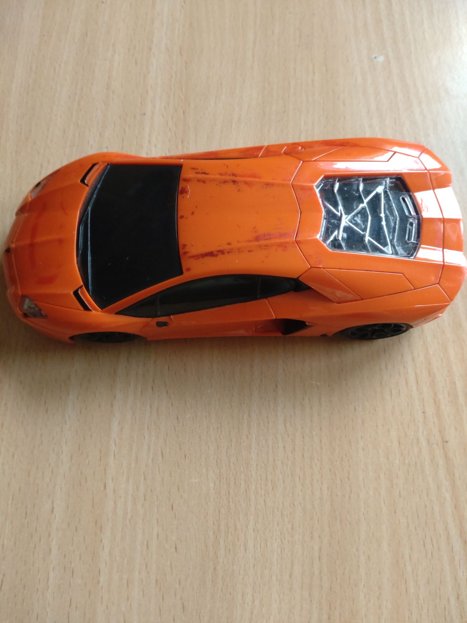 Model Lamborghini Aventador