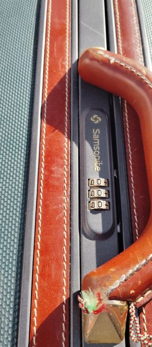 Mala Samsonite modelo vintage