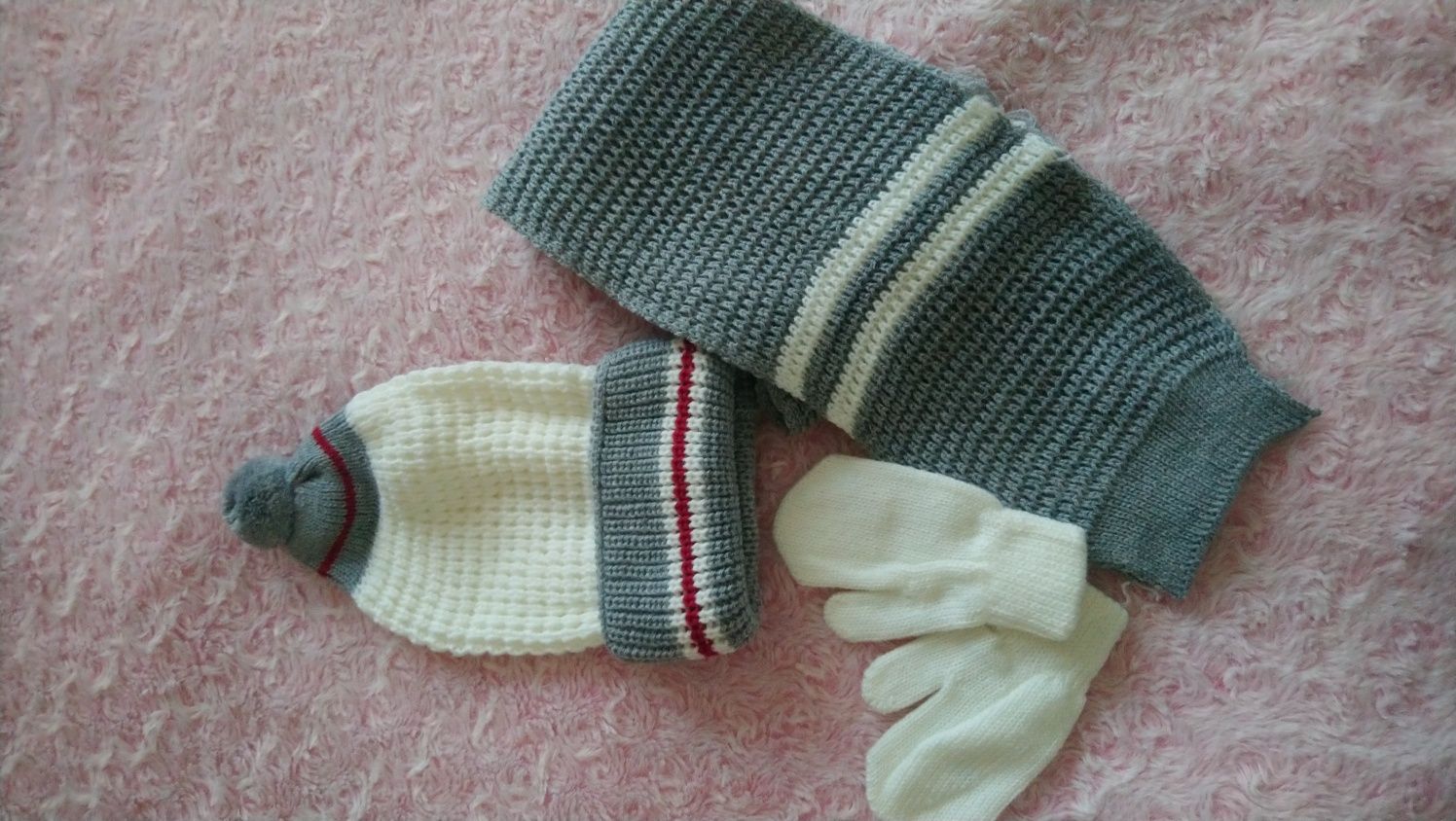 Дитячий комплект шапка, шарф, рукавички
