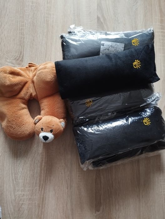 Дитячі подушки на ремінь безпеки