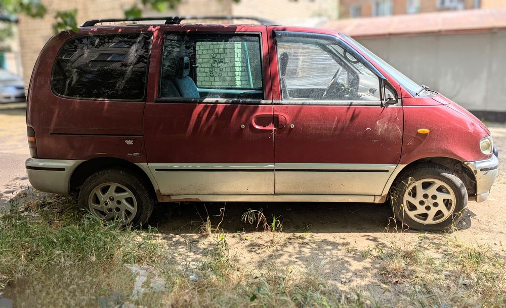 ЦІЛА! Не розбір! Nissan Serena 1997 не на ходу двигун розібраний! ціла