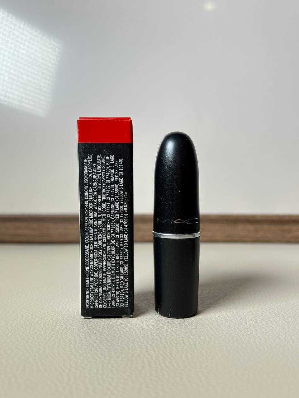 Помада для губ MAC Retro Matte