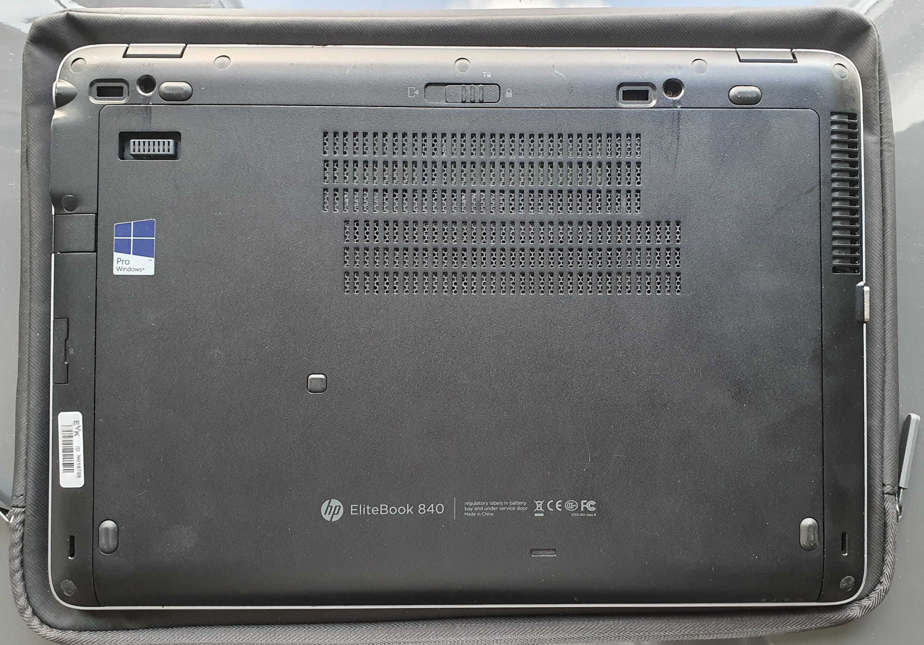 Laptop HP ElitteBook G2 840 I5, RAM 8Gb, SSD 256GB + akcesoria