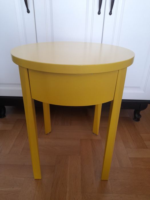 Stolik nocny Stockholm żółty Ikea