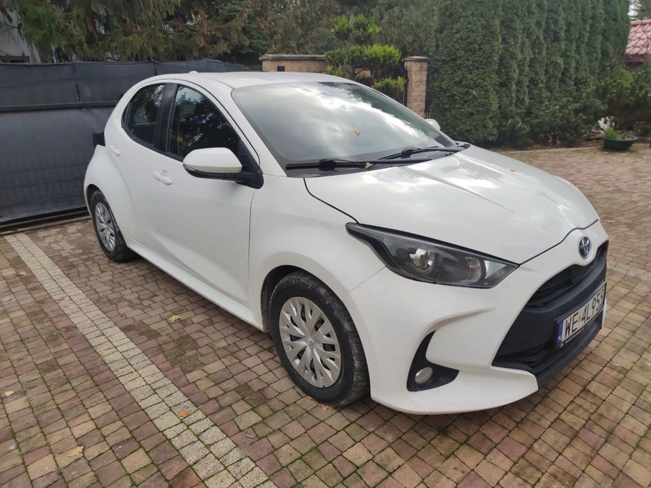 Toyota Yaris Hybrid 1.5 Salon PL VAT 23%