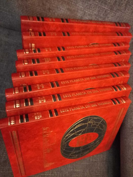 Coleção 8 livrros - Este Planeta em que Vivemos - Amigos do Livro Ed.