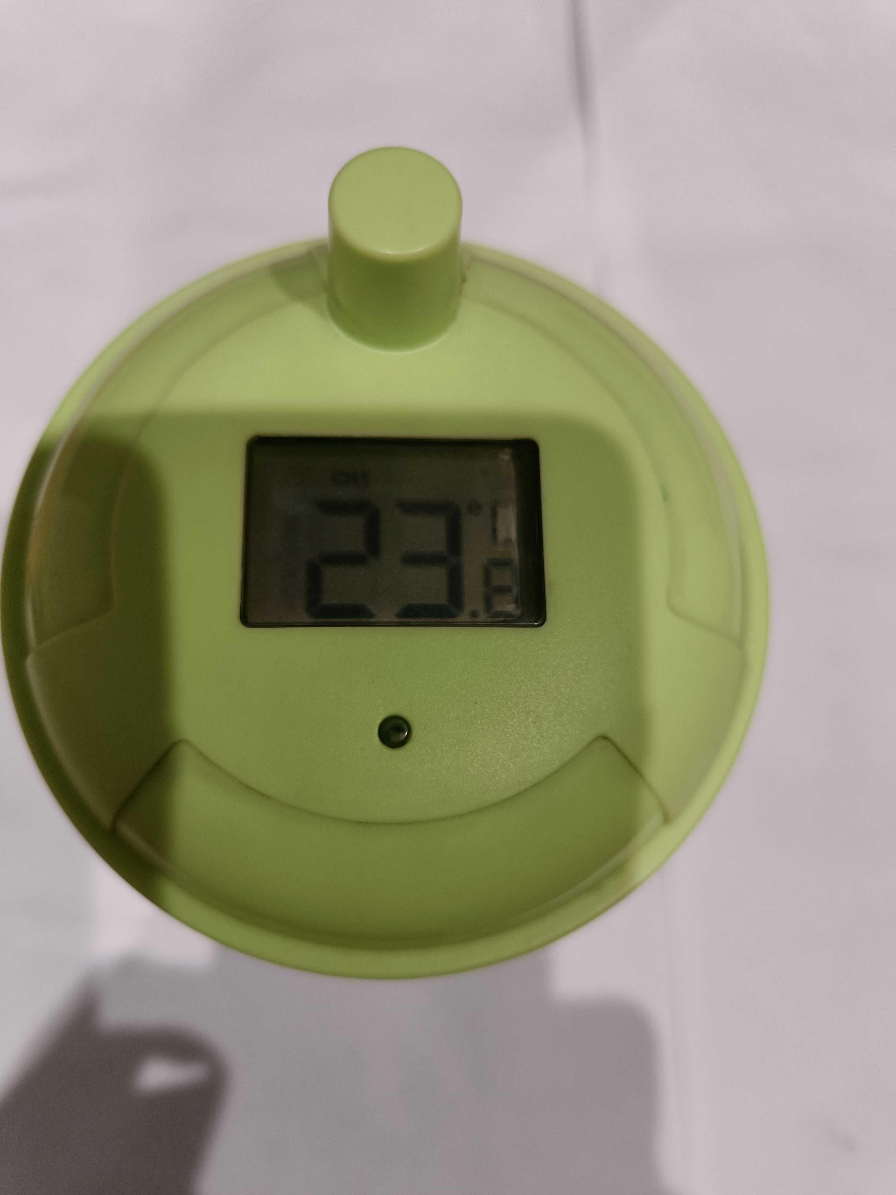 Bezprzewodowy pływający termometr basenowy z ekranem LCD