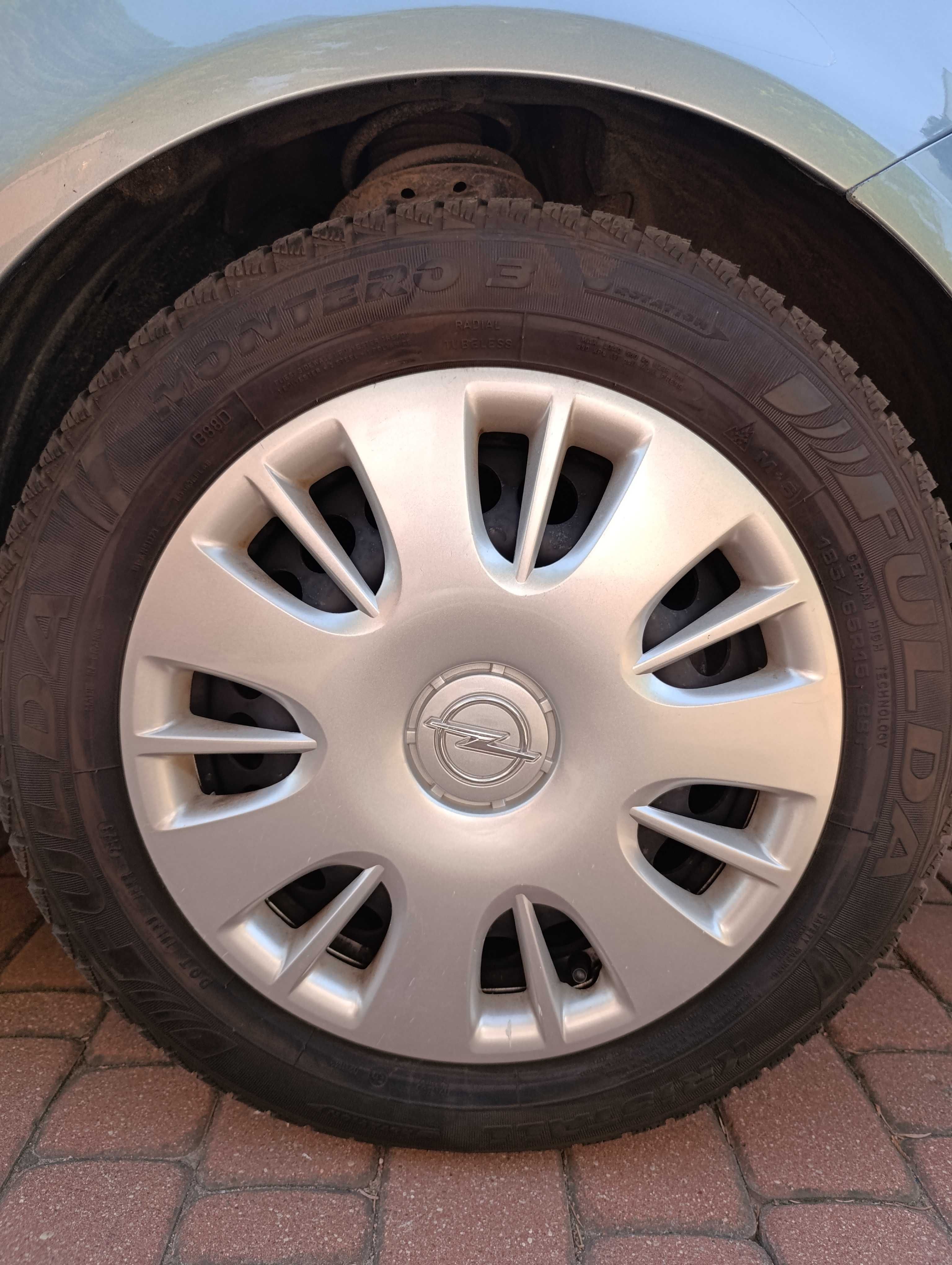 Koła 15'' (felga stalowa + opona 2023r) Opel Corsa D