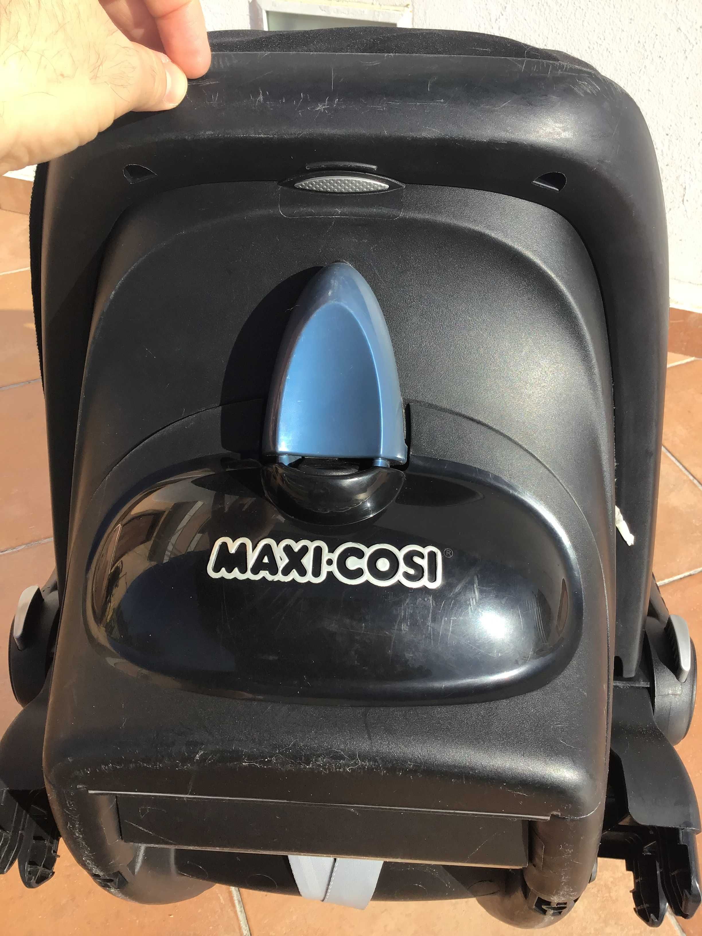Carrinho passeio bebe BEBECONFORT + Cadeira auto ovo MAXICOSI