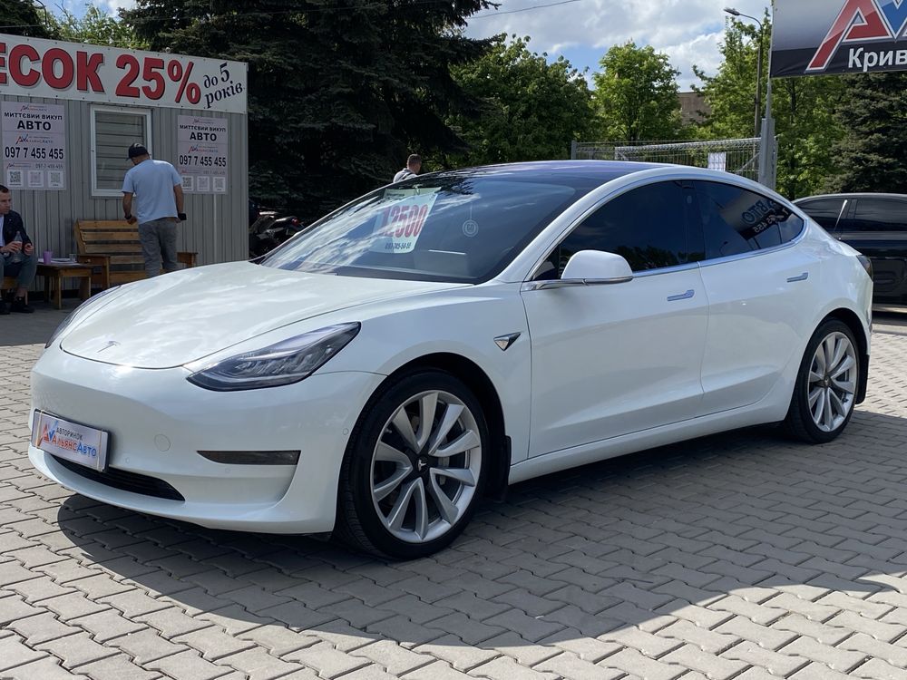 Tesla Model 3 68 (ВНЕСОК від 15%) Альянс Авто Кривий Ріг