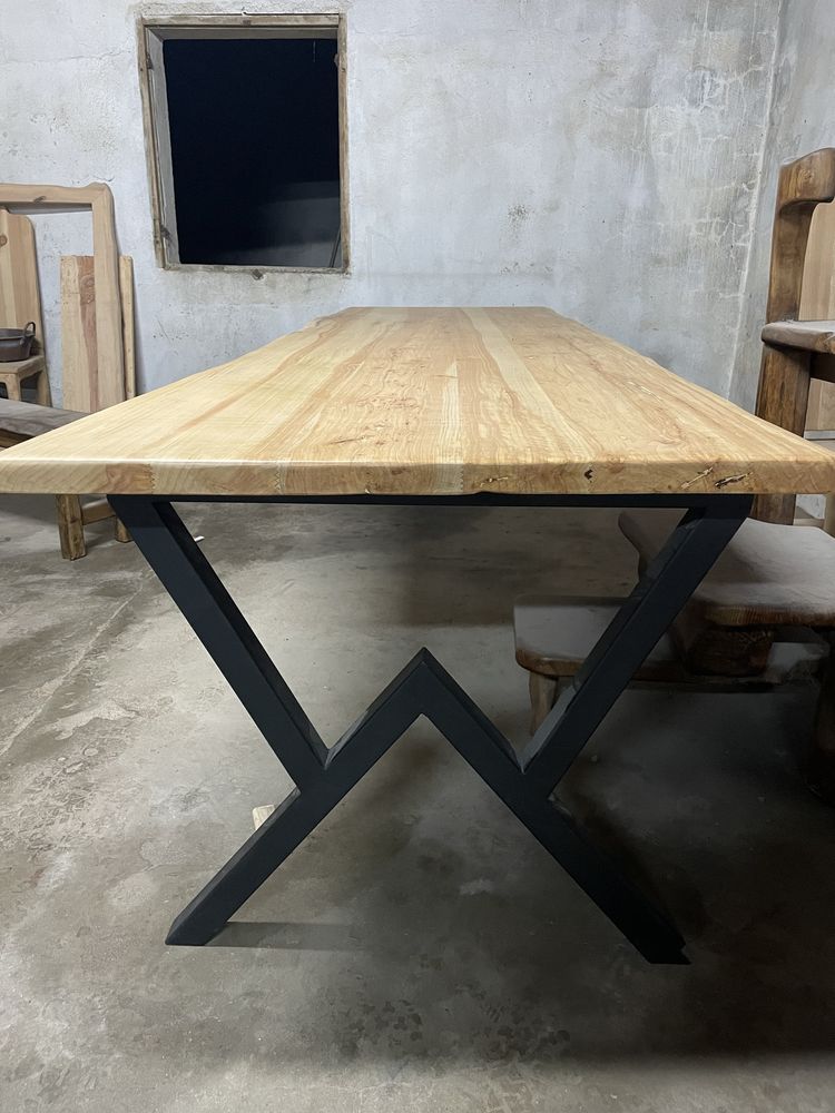 Mesa rústica madeira cedro c/ acabamento/pintura