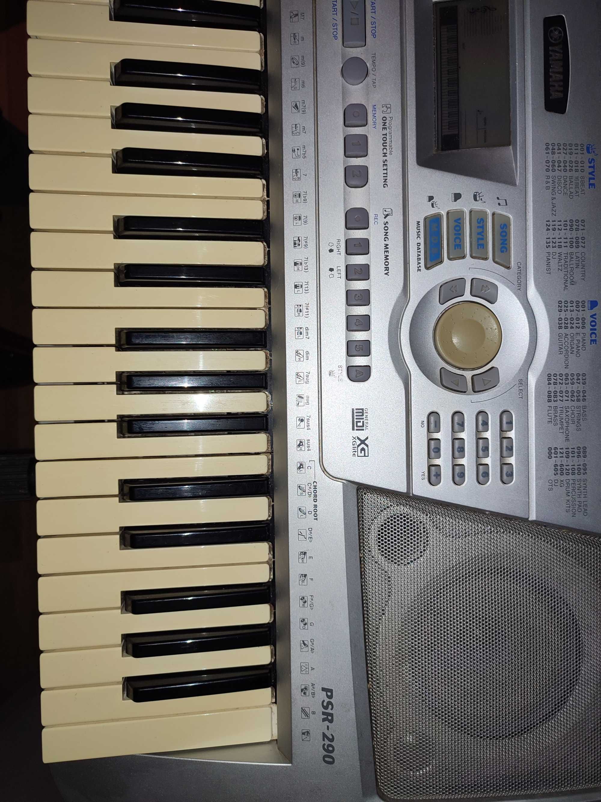 Yamaha PSR 290 + statyw