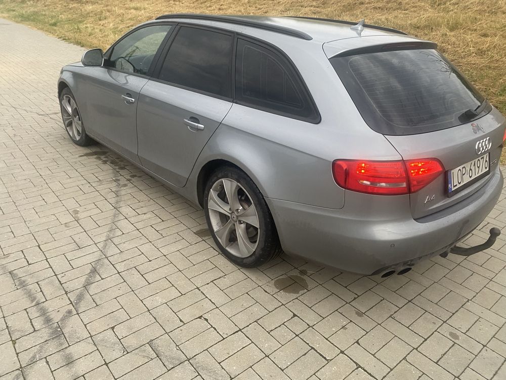Sprzedam  a4 b8  Avant 2.0 TDI
