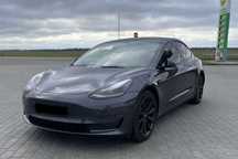 Продам Tesla Model 3 Perfomance 2022 в ідеалі!