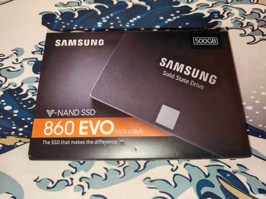 SSD накопичувач 860 EVO SATA III 500 GB