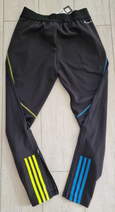 Nowe Oryginalne Arsenal Londyn Adidas spodnie 23/24 roz S