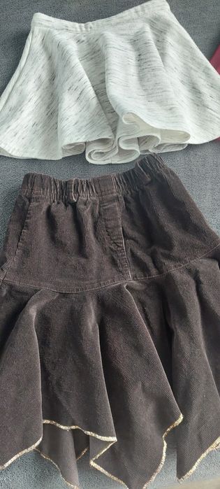4szt spódniczki r 104-110 całość