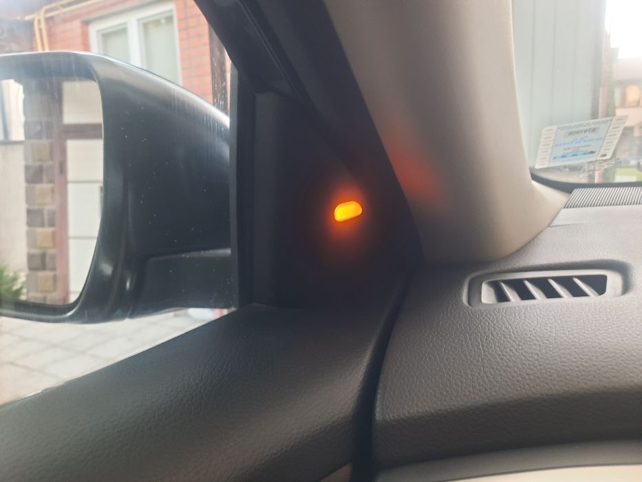Nissan Rogue газ бензин 7місць