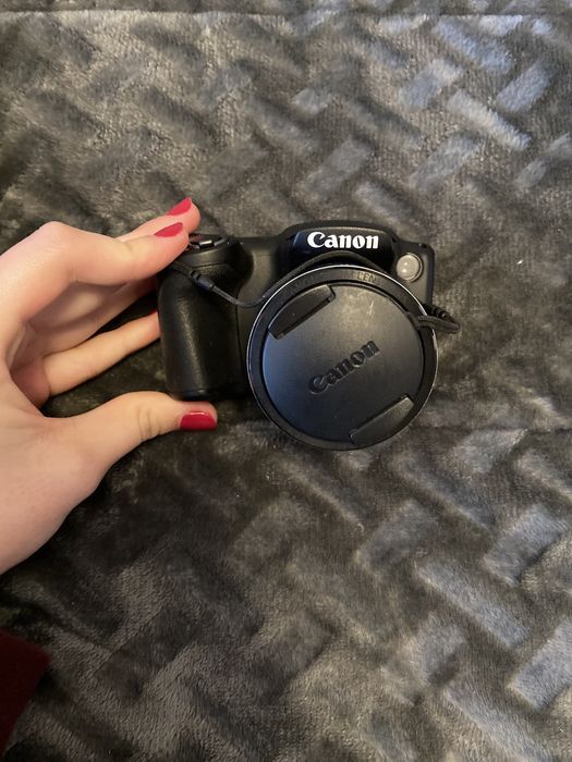 Máquina fotográfica Cânon
PowerShot SX410IS