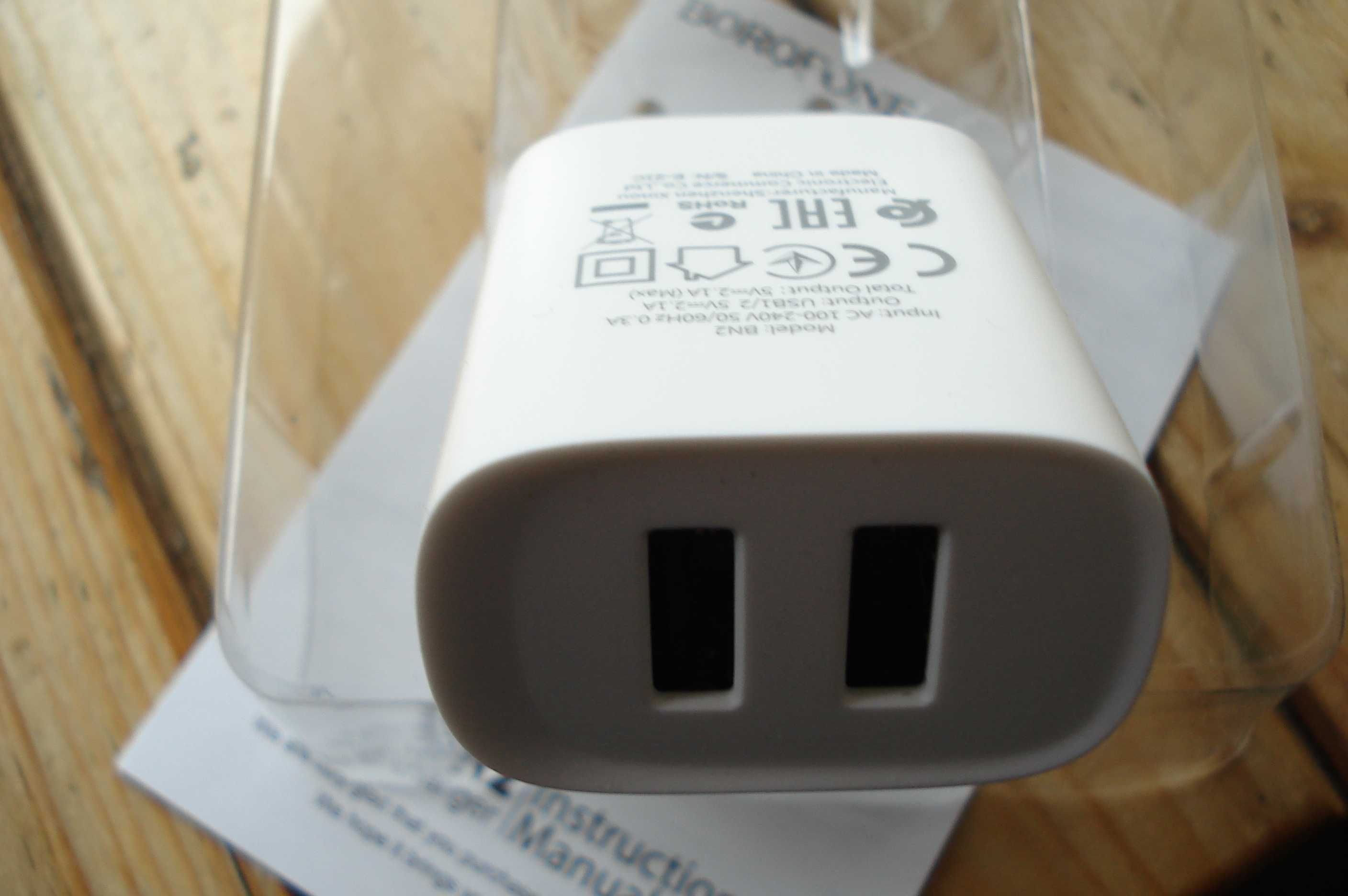 Ładowarka z kablem Borofone, nowa, dual port - sprzedam
