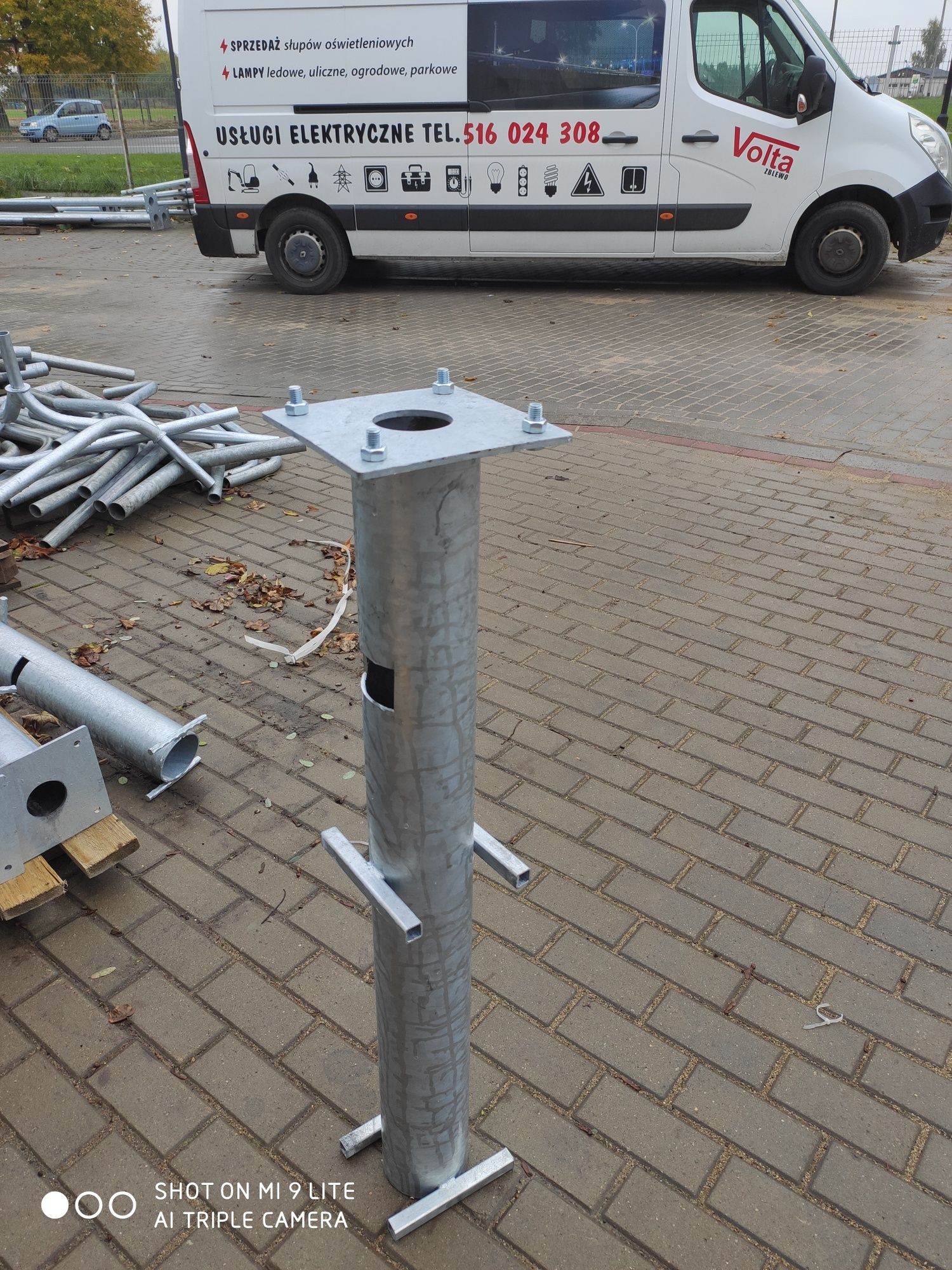 Słupy WYSYŁKA 4m 48 zł lampy LED