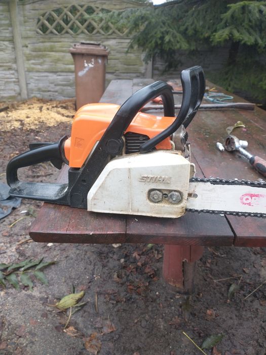 Pilarka Stihl MS180 2-mix