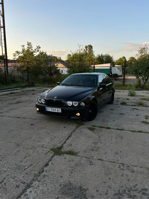 Bmw e39 2002 року ( під викуп )