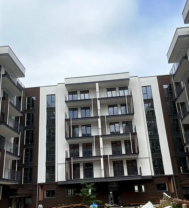 Продаж 1 км . квартири Континент Лайф