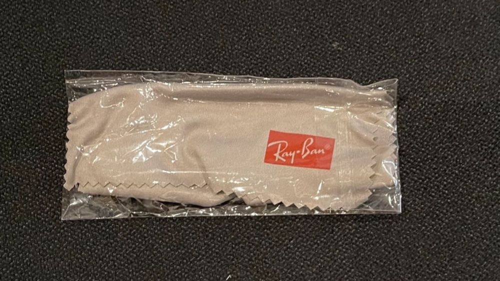 Ray-Ban original novo – 100€ (vale 163€ na loja)