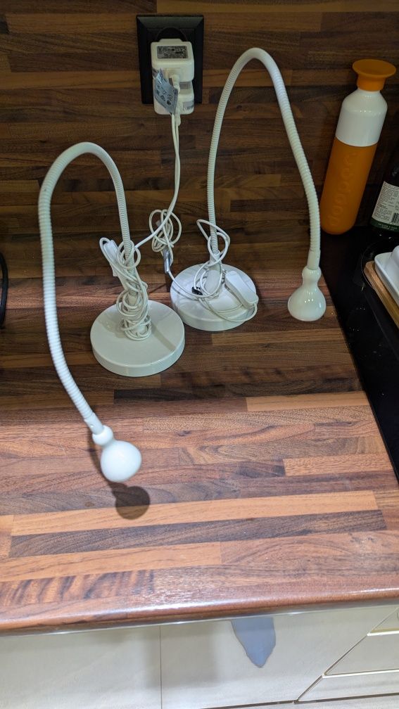 Lampka nocna lub na biurko białe IKEA LED