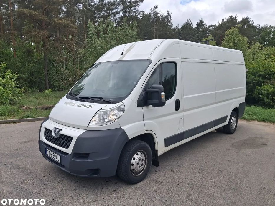 Peugeot Boxer  – niezawodny partner do pracy! Winda bezprzewodowa!