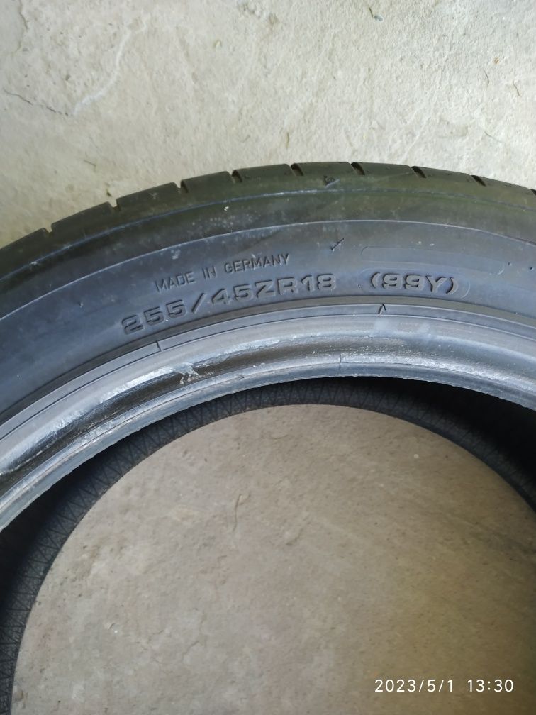 2x 255 55 R18 Dunlop