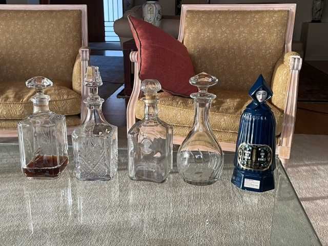 Conjunto de garrafas de meio cristal