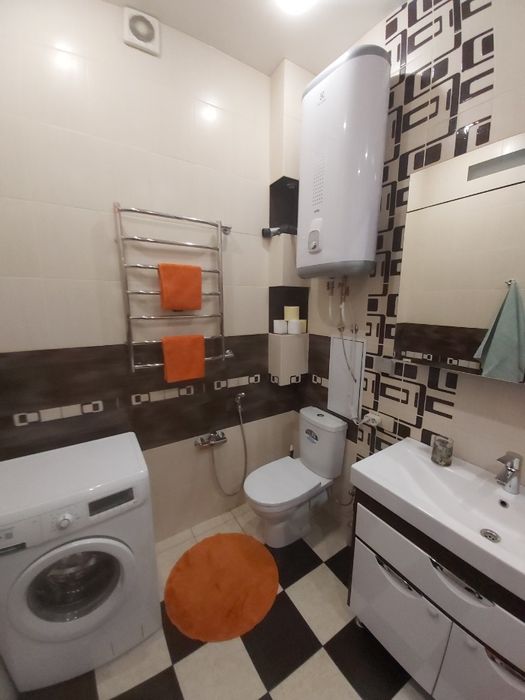 Подобово. Троещина. Дизайнерская VIP квартира ул. Лаврухина. ТРЦ " Рай