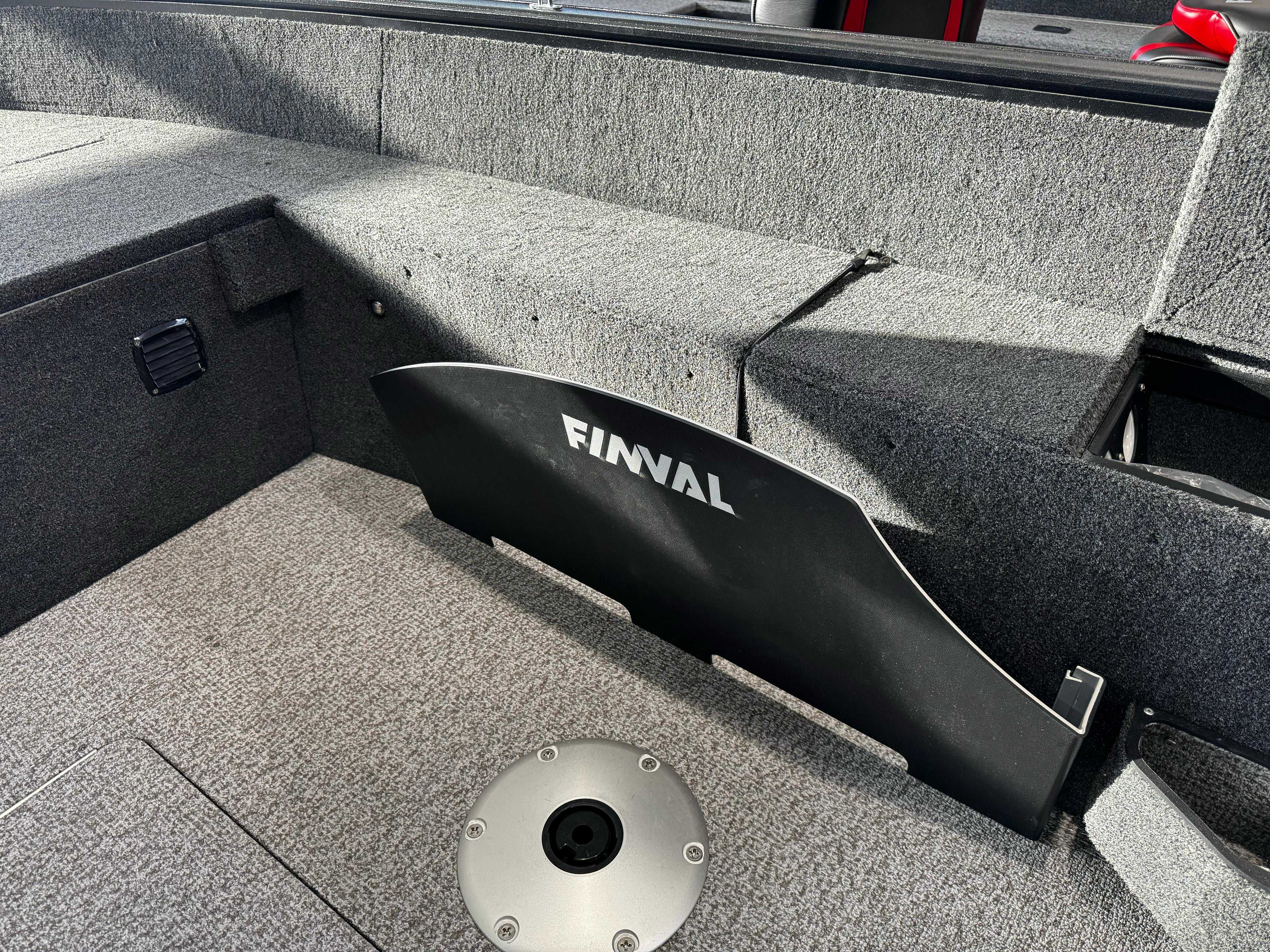 Łódź wędkarska Finval 475 Tiller - dostępna od ręki