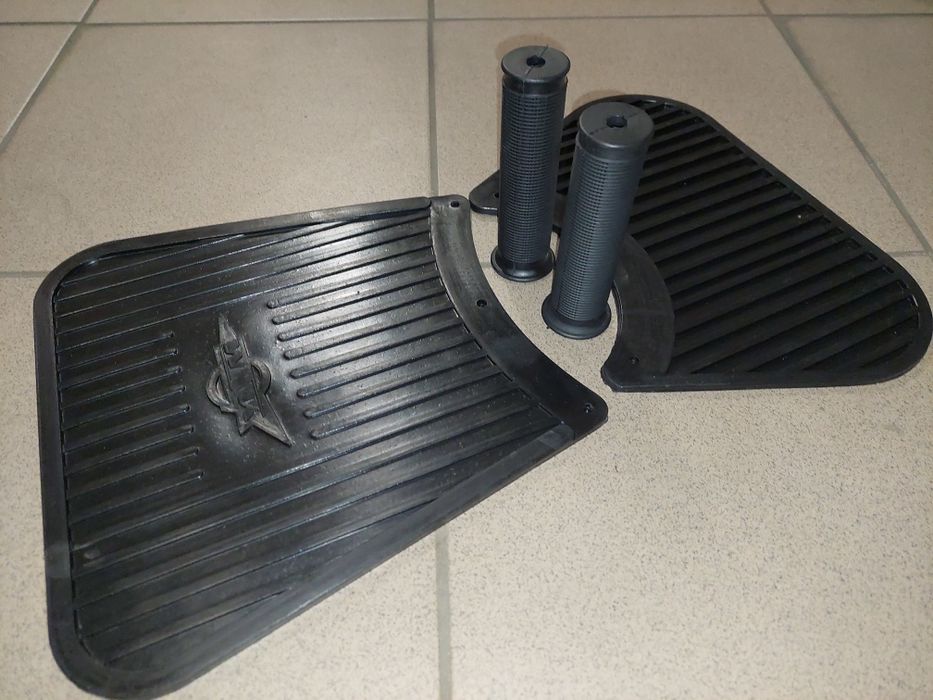 Nowy zestaw naprawczy chlapacze+gumy kierownicy wsk125 175 pl