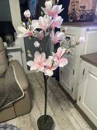 Kwiat sztuczny magnolia