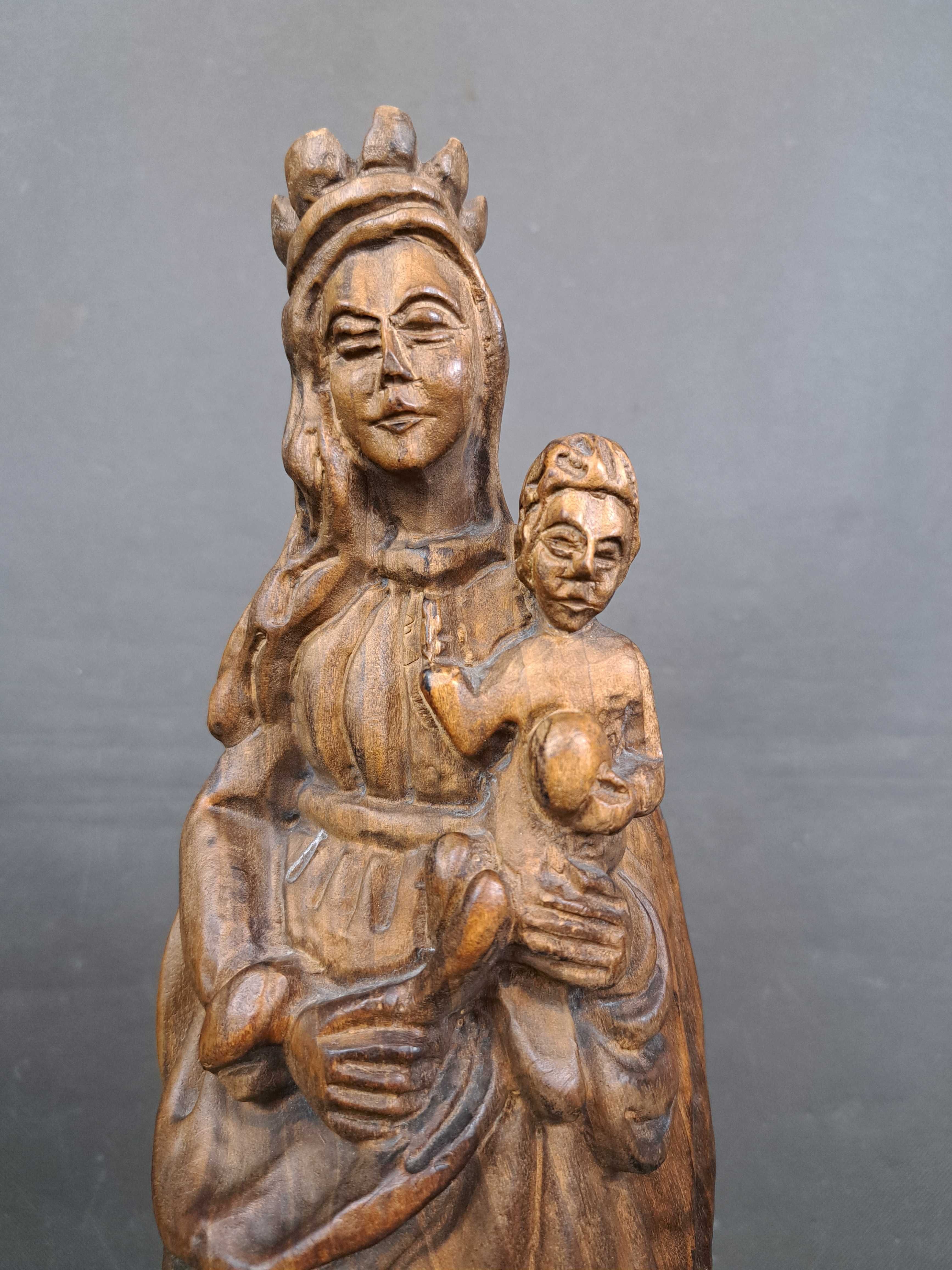 Matka Boska z Dzieciątkiem, rzeźba drewniana, wys. 41 cm